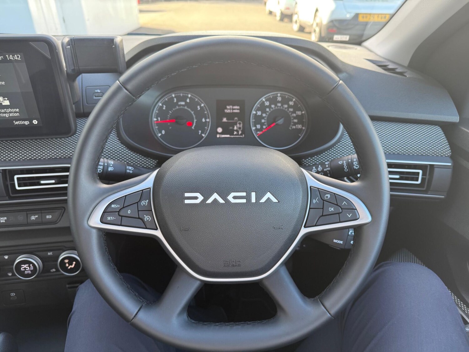 Used Dacia Sandero 2025 for sale - 76201311: Photo 24