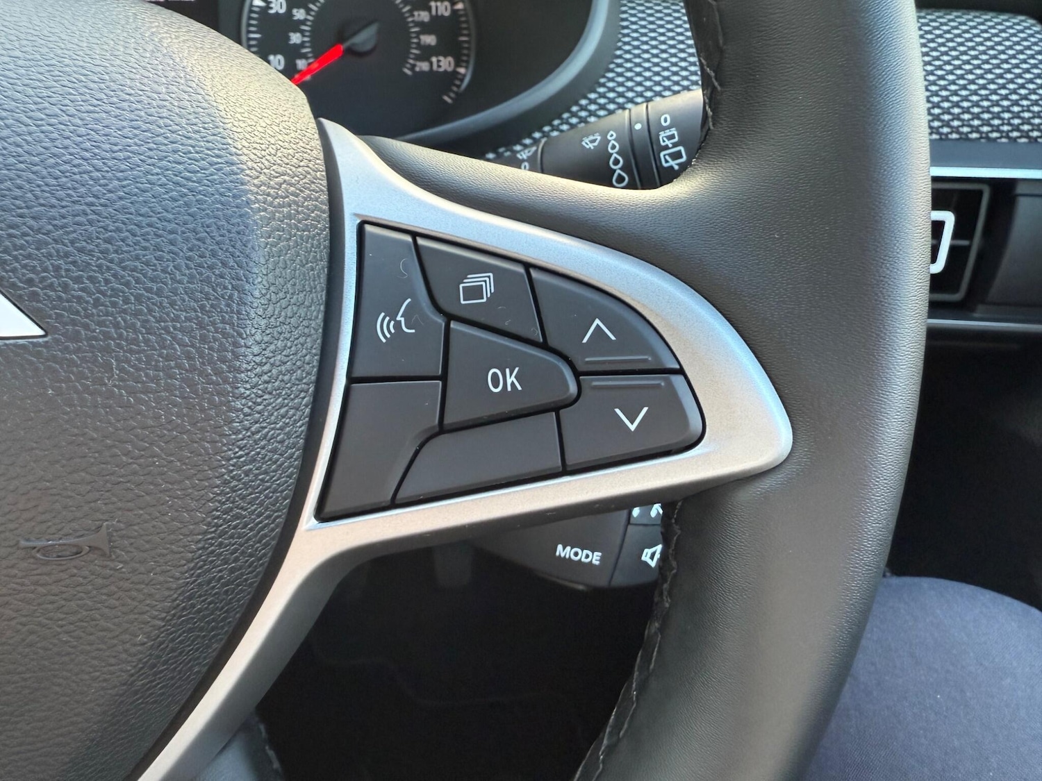 Used Dacia Sandero 2025 for sale - 76201311: Photo 35