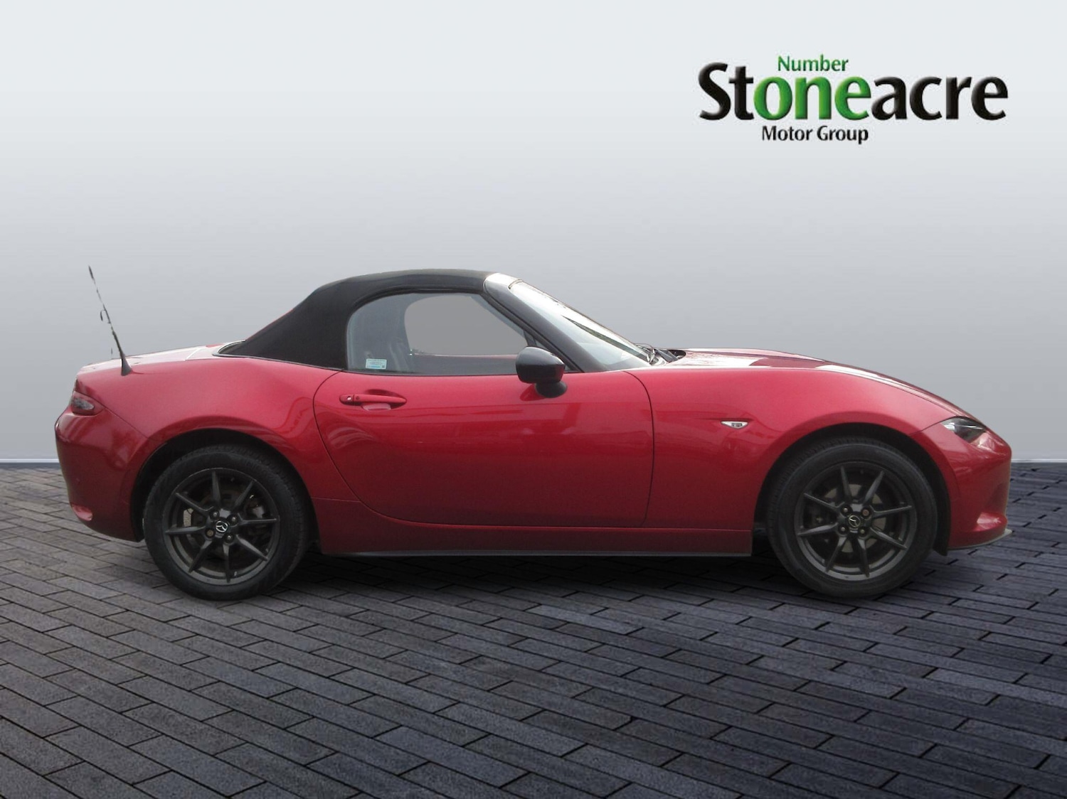 Used Mazda MX-5 2016 for sale - 77658781: Photo 2