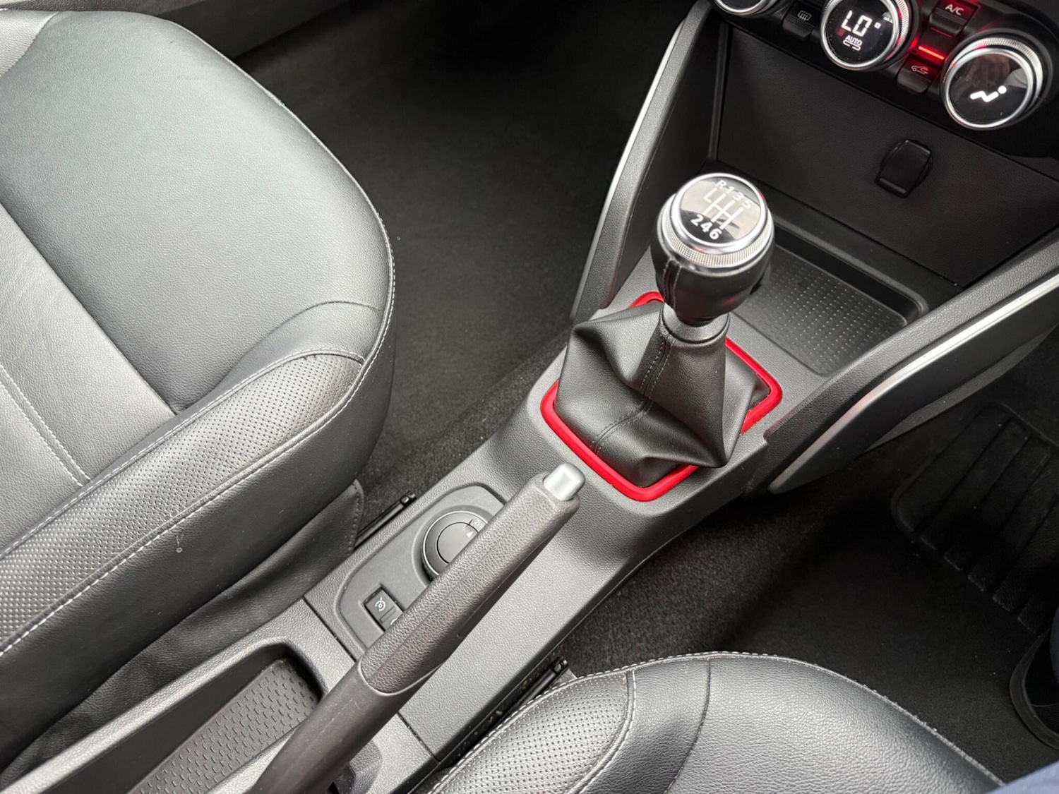 Used Dacia Duster 2019 for sale - 76608277: Photo 37