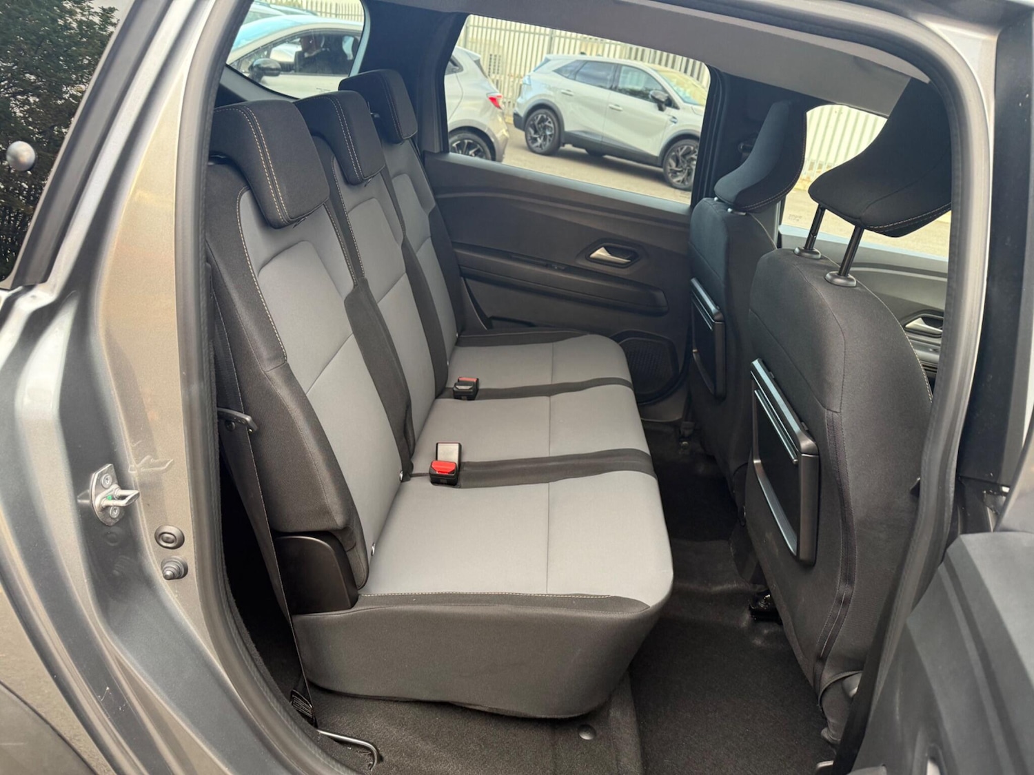 Used Dacia Jogger 2024 for sale - 76456852: Photo 19