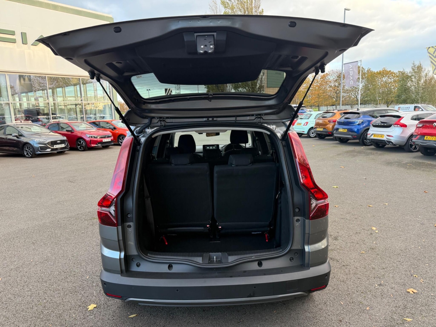 Used Dacia Jogger 2024 for sale - 76456852: Photo 23