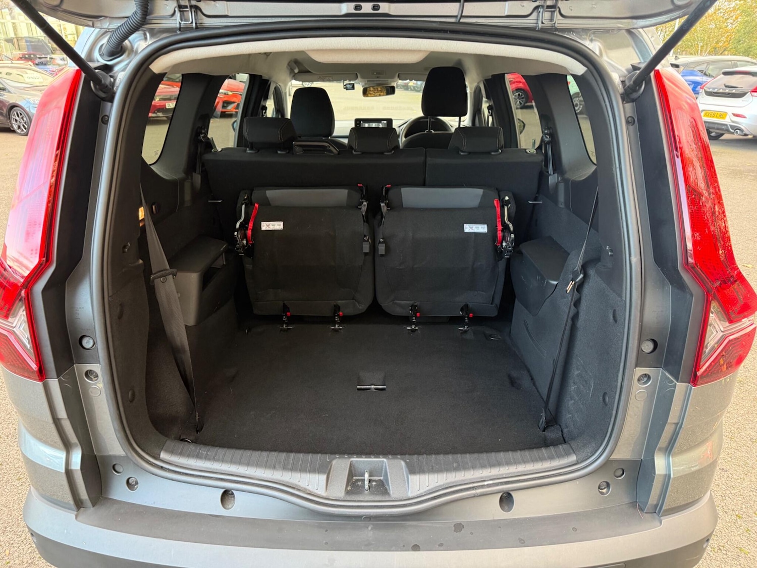 Used Dacia Jogger 2024 for sale - 76456852: Photo 26