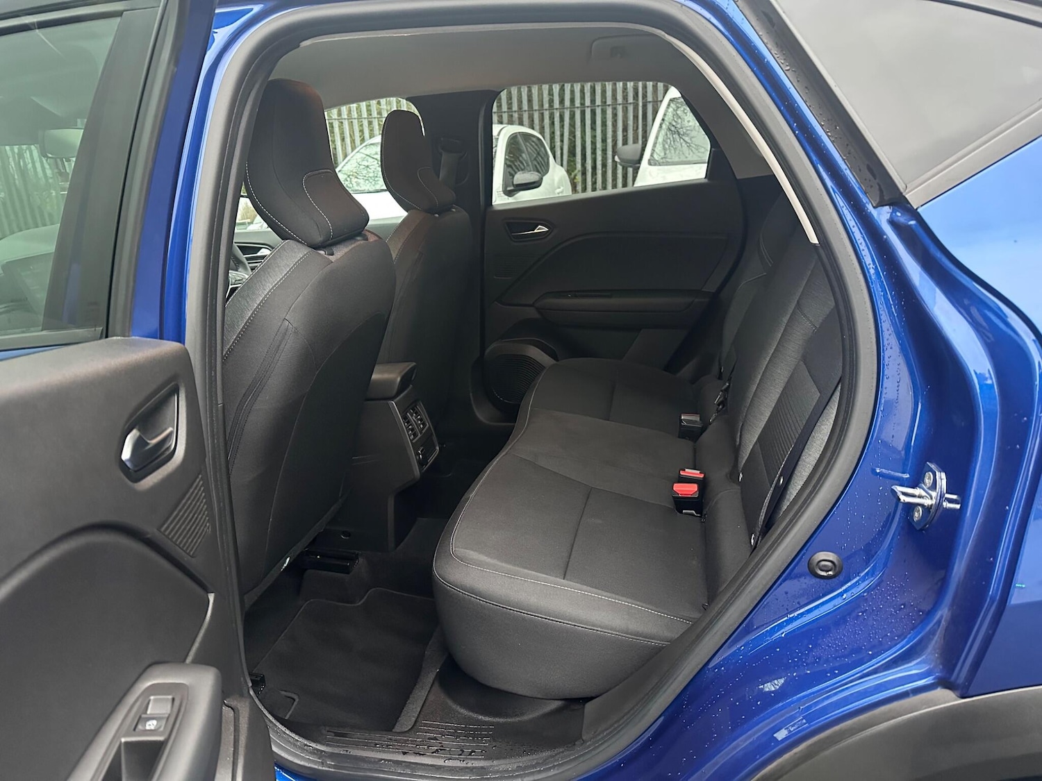 Used Renault Captur 2021 for sale - 77564770: Photo 12