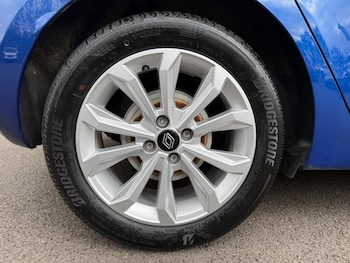 Used Renault Clio 2024 for sale - 78416294: Photo