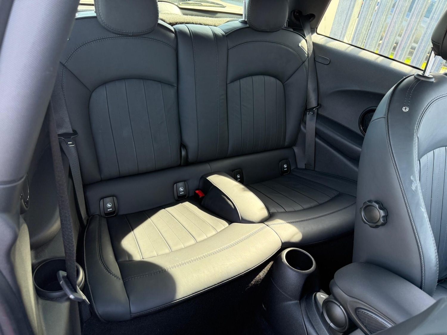 Used MINI Hatch 2019 for sale - 75905946: Photo 19