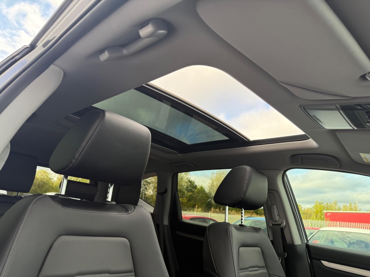 Used Honda CR-V 2022 for sale - 76887472: Photo 41