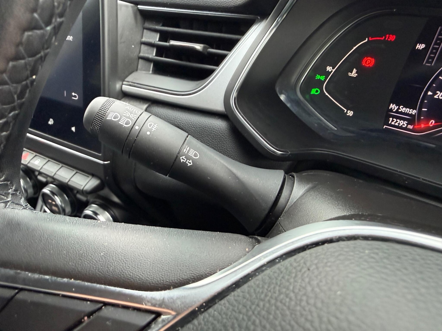 Used Renault Captur for sale - 77709770: Photo 23