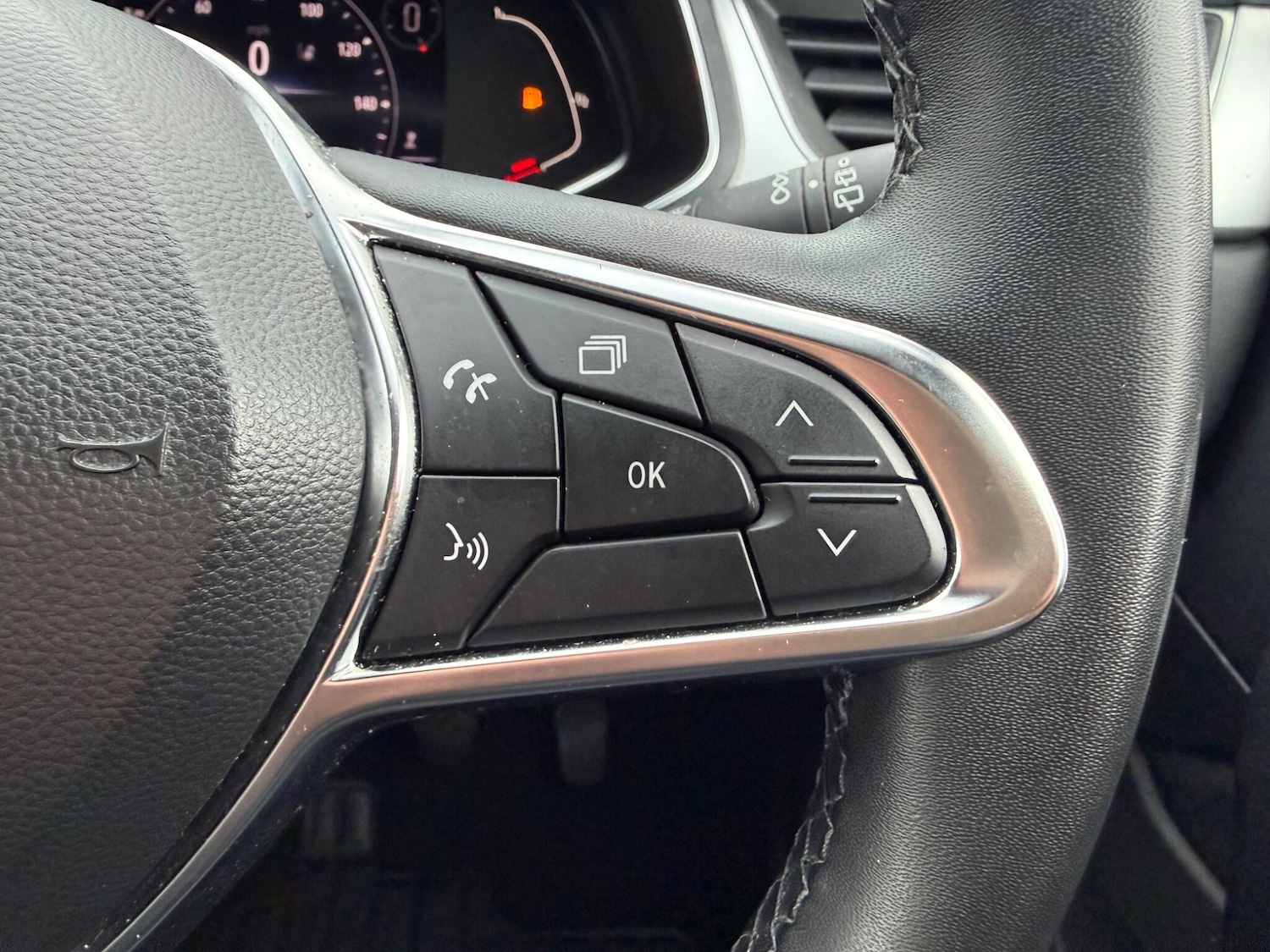 Used Renault Captur for sale - 77709770: Photo 24