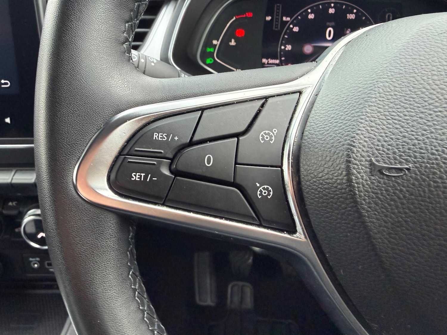 Used Renault Captur for sale - 77709770: Photo 25