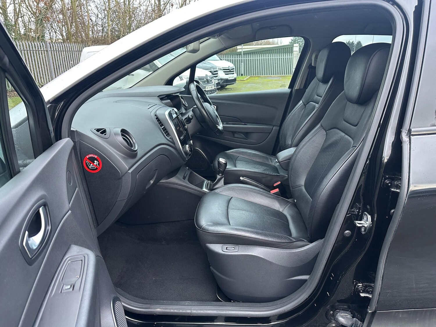 Used Renault Captur 2018 for sale - 77496362: Photo 11