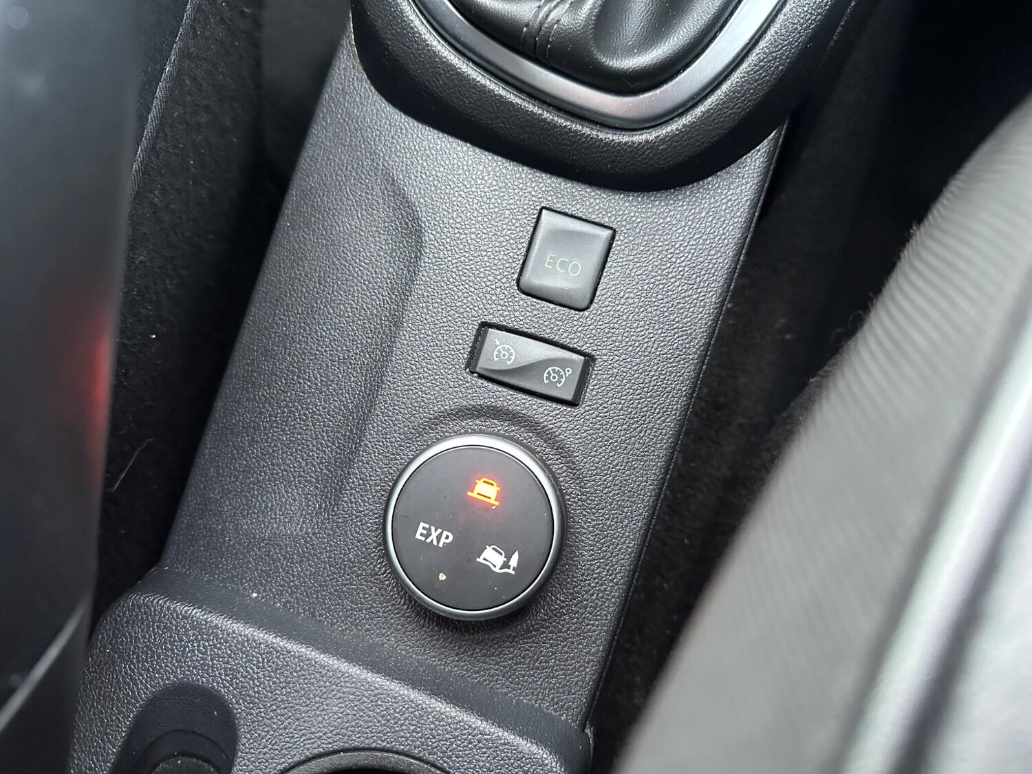 Used Renault Captur 2018 for sale - 77496362: Photo 21