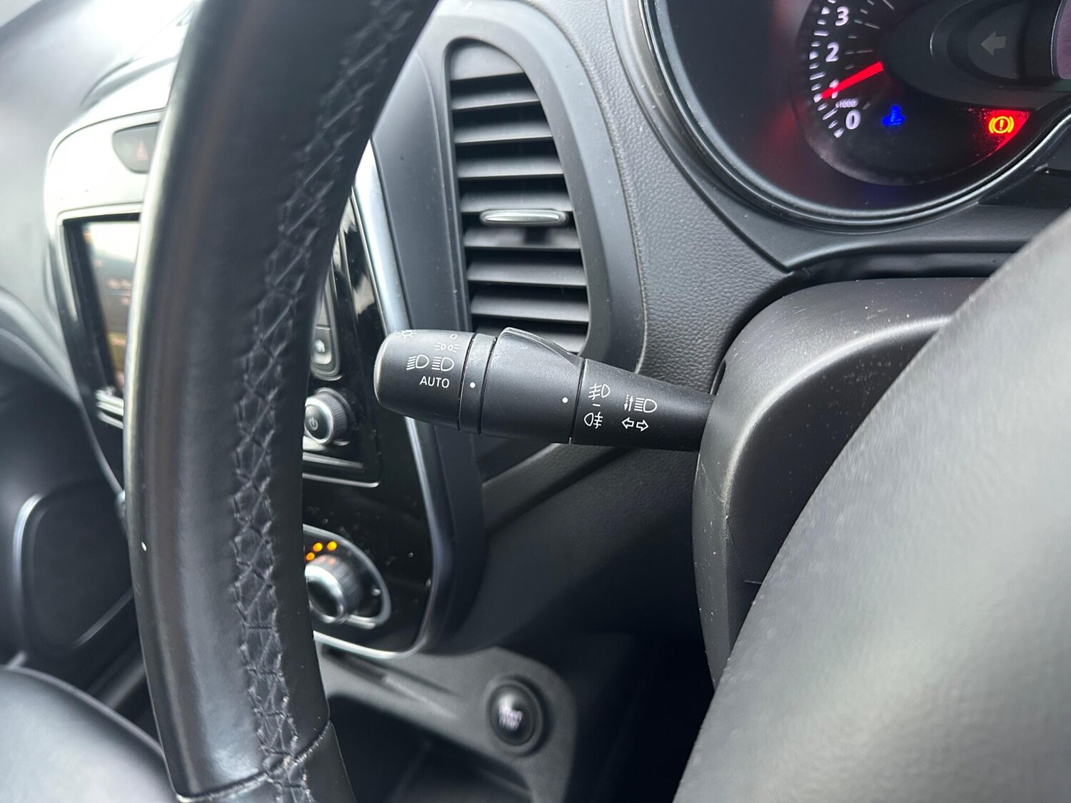 Used Renault Captur 2018 for sale - 77496362: Photo 24