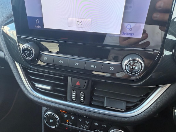 Used Ford Fiesta 2020 for sale - 76306984: Photo 32
