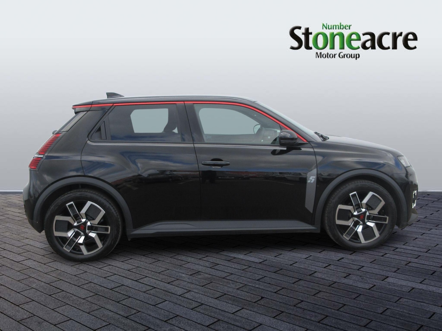 Used Renault 5 2025 for sale - 77839789: Photo 2