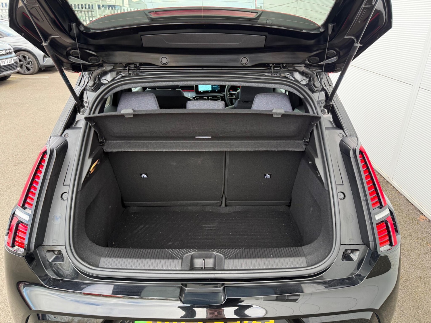 Used Renault 5 2025 for sale - 77839789: Photo 25