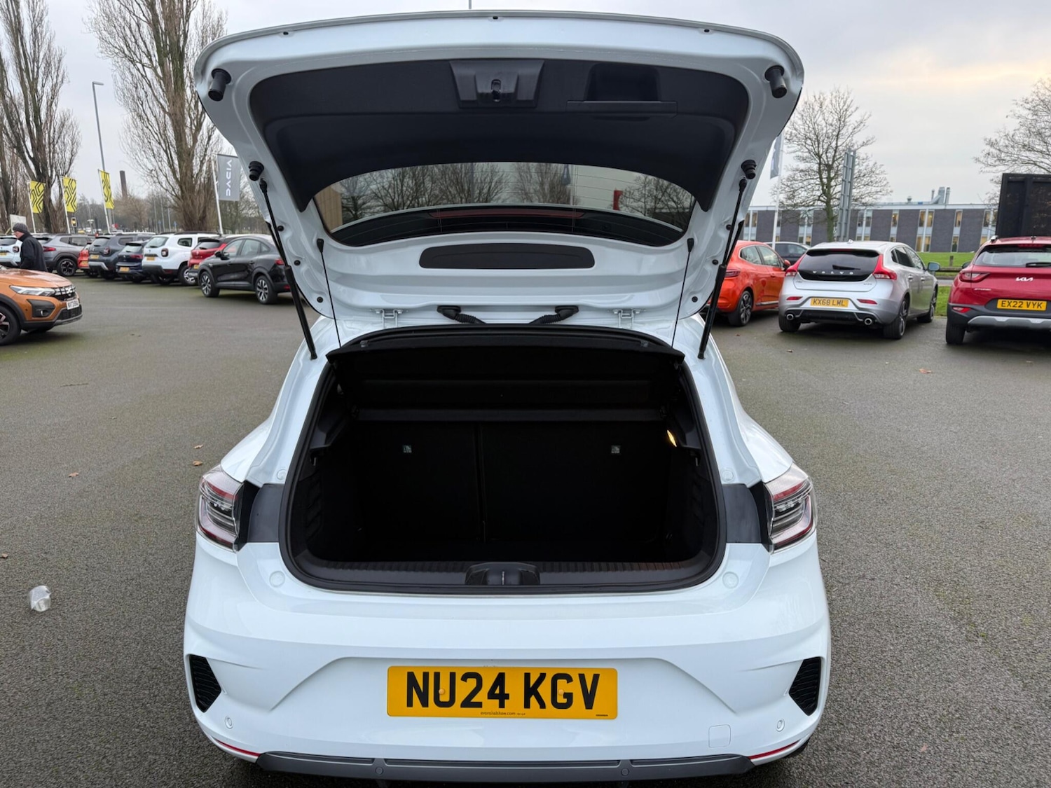 Used Renault Clio 2024 for sale - 77467997: Photo 22