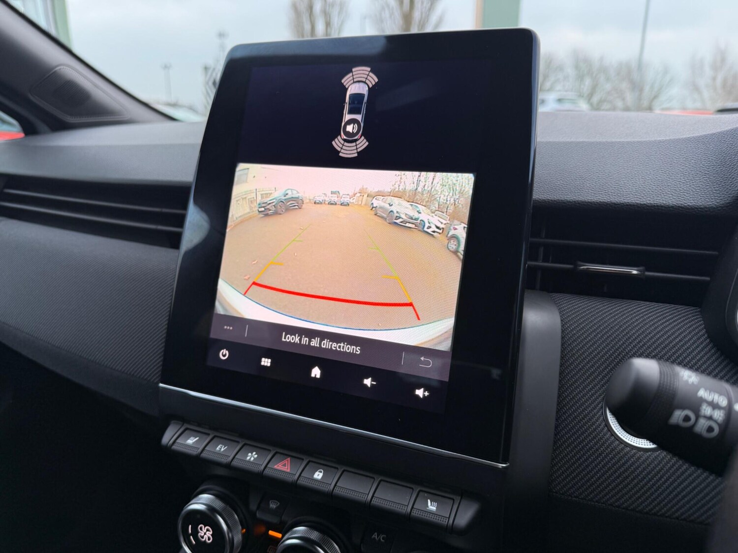 Used Renault Clio 2024 for sale - 77467997: Photo 28