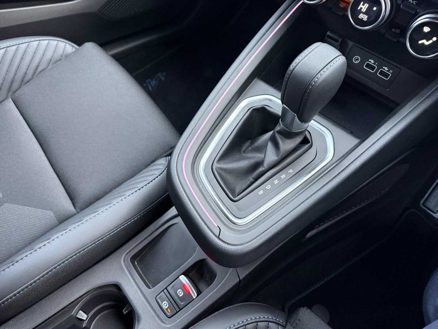 Used Renault Clio 2024 for sale - 77467997: Photo 34