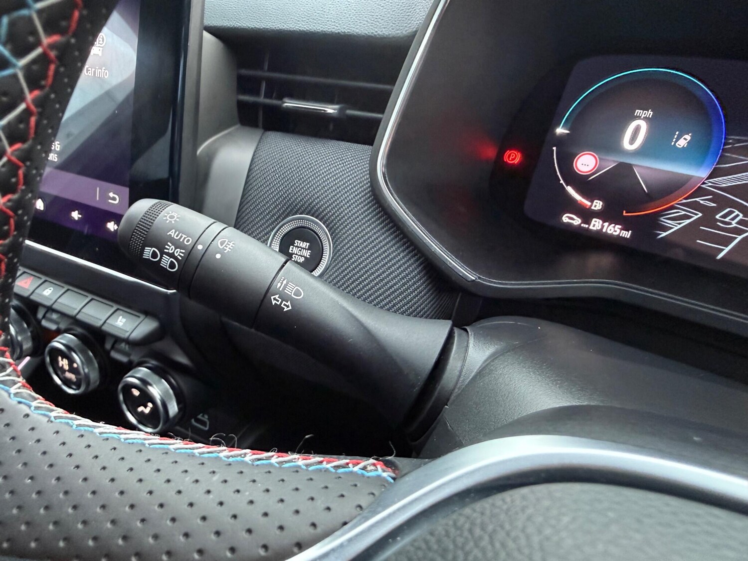 Used Renault Clio 2024 for sale - 77467997: Photo 38