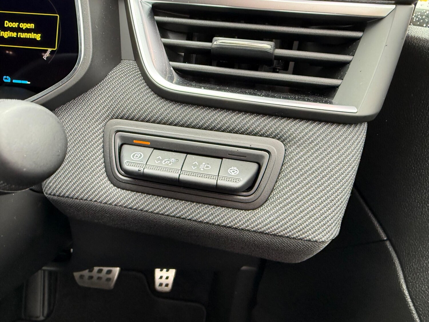 Used Renault Clio 2025 for sale - 77710353: Photo 38