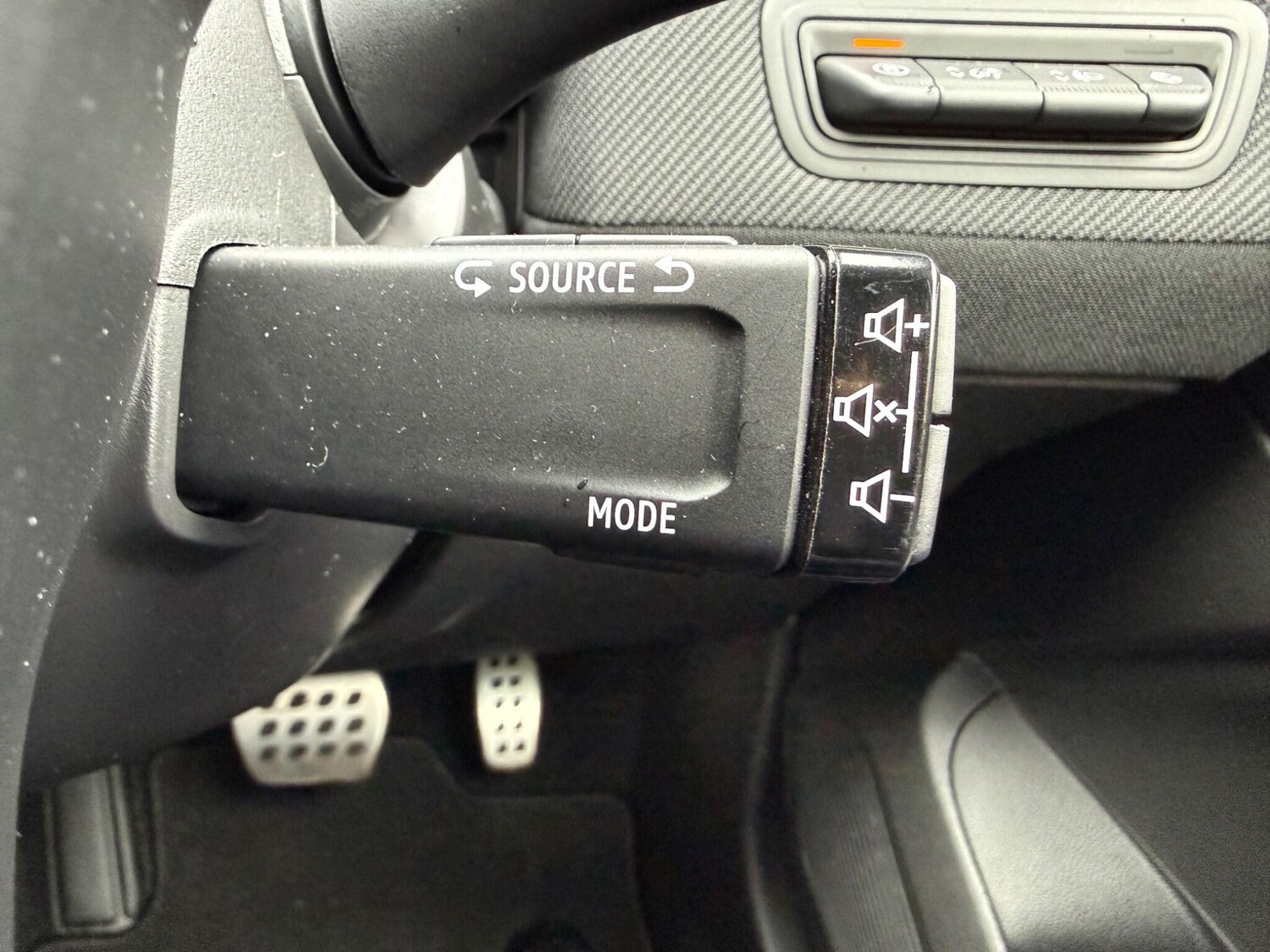 Used Renault Clio 2025 for sale - 77710353: Photo 39