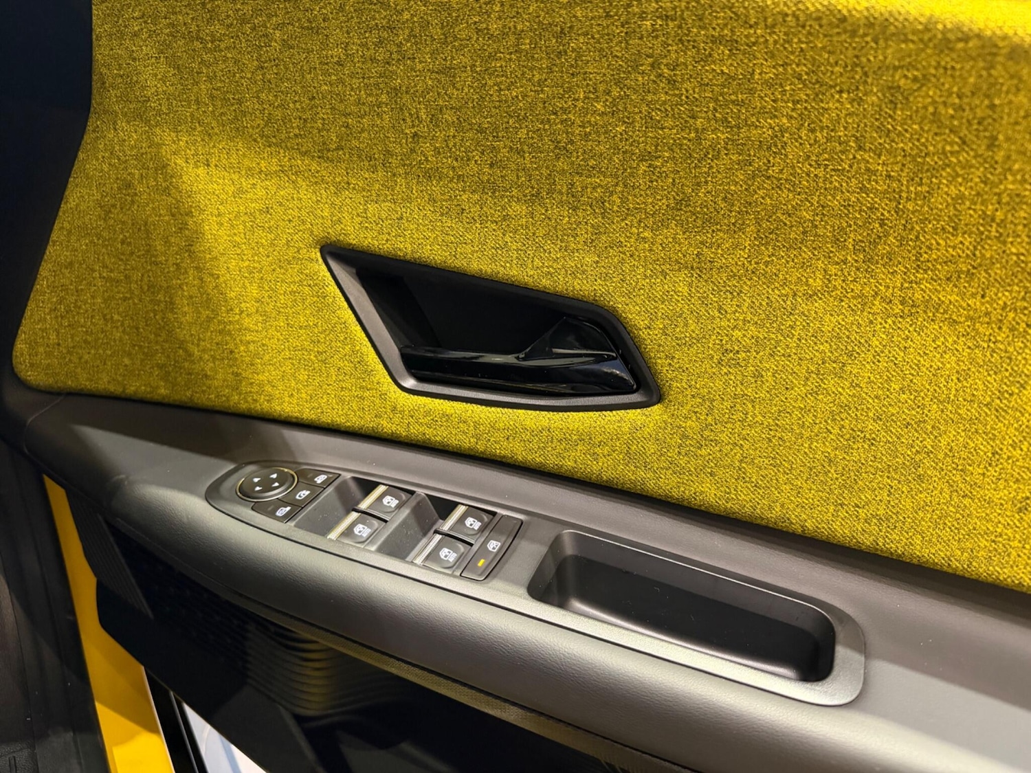 Used Renault 5 E-Tech electric for sale - 77412151: Photo 6