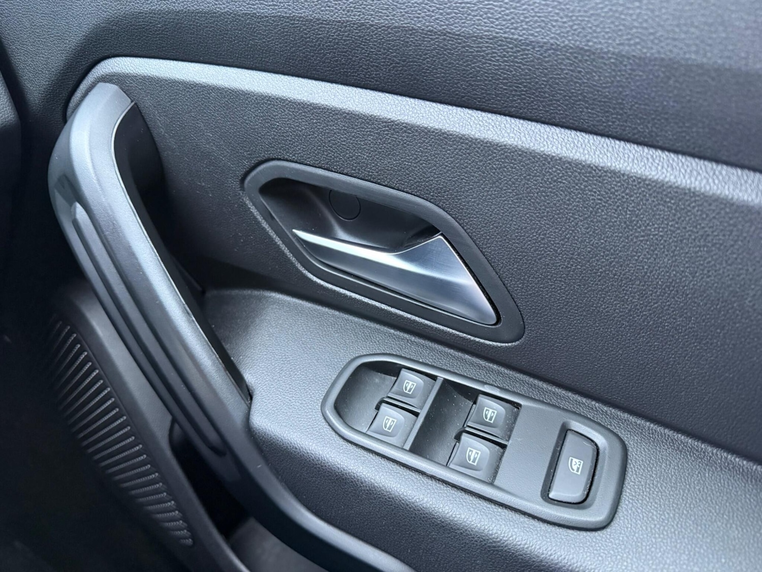 Used Dacia Duster 2022 for sale - 77537909: Photo 37