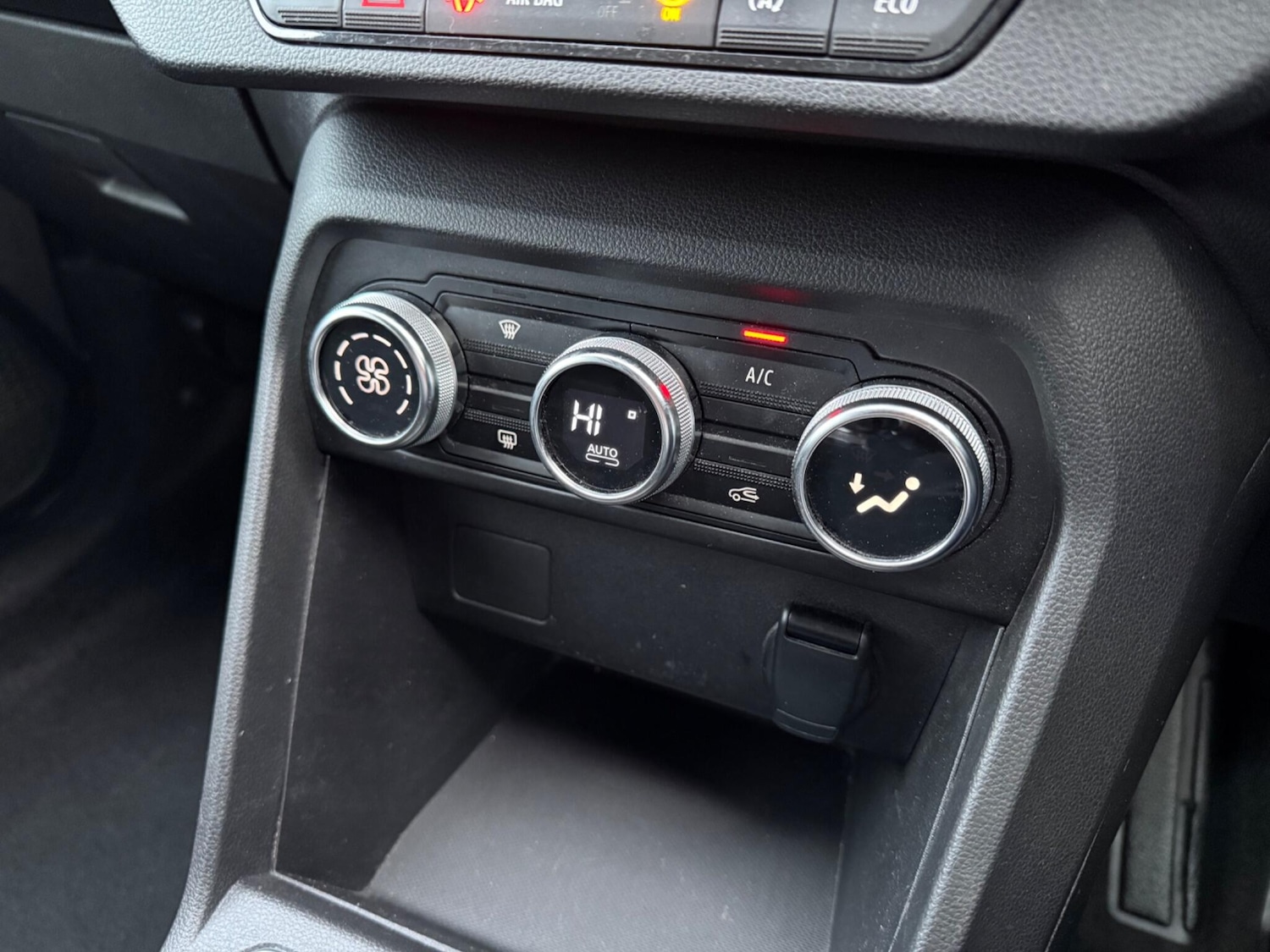 Used Dacia Jogger 2022 for sale - 77625848: Photo 34