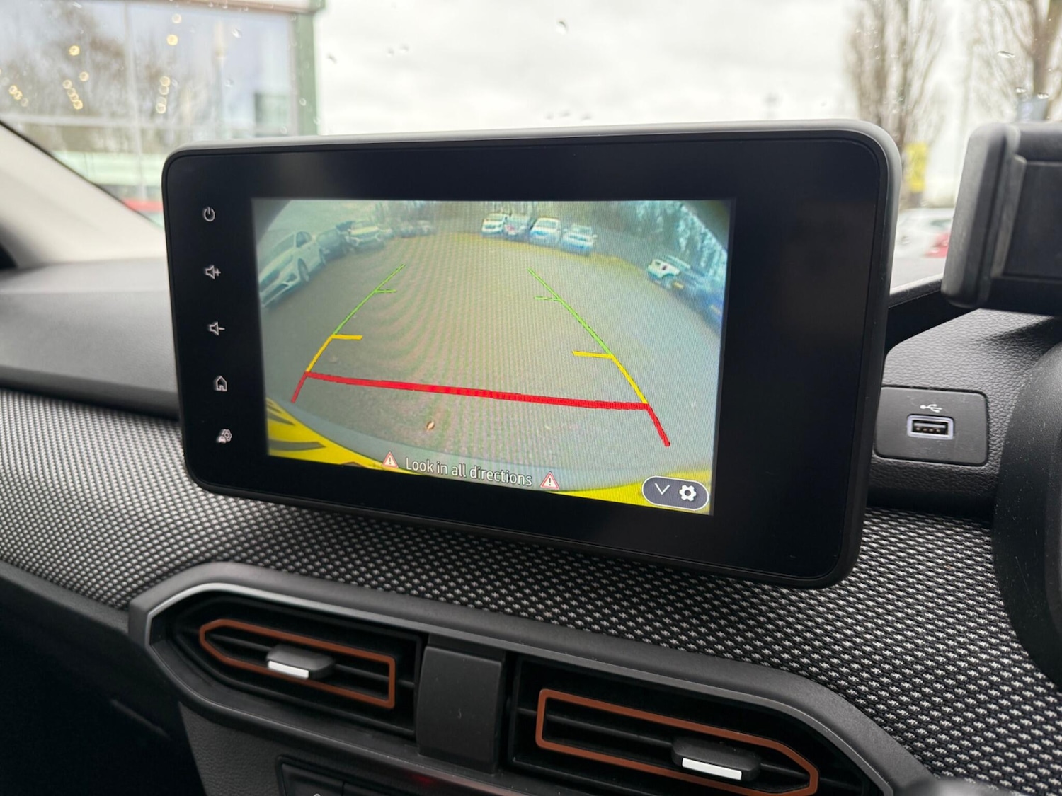 Used Dacia Sandero Stepway 2023 for sale - 77267128: Photo 26