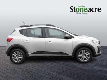 Used Dacia Sandero Stepway 2023 for sale - 77267128: Photo