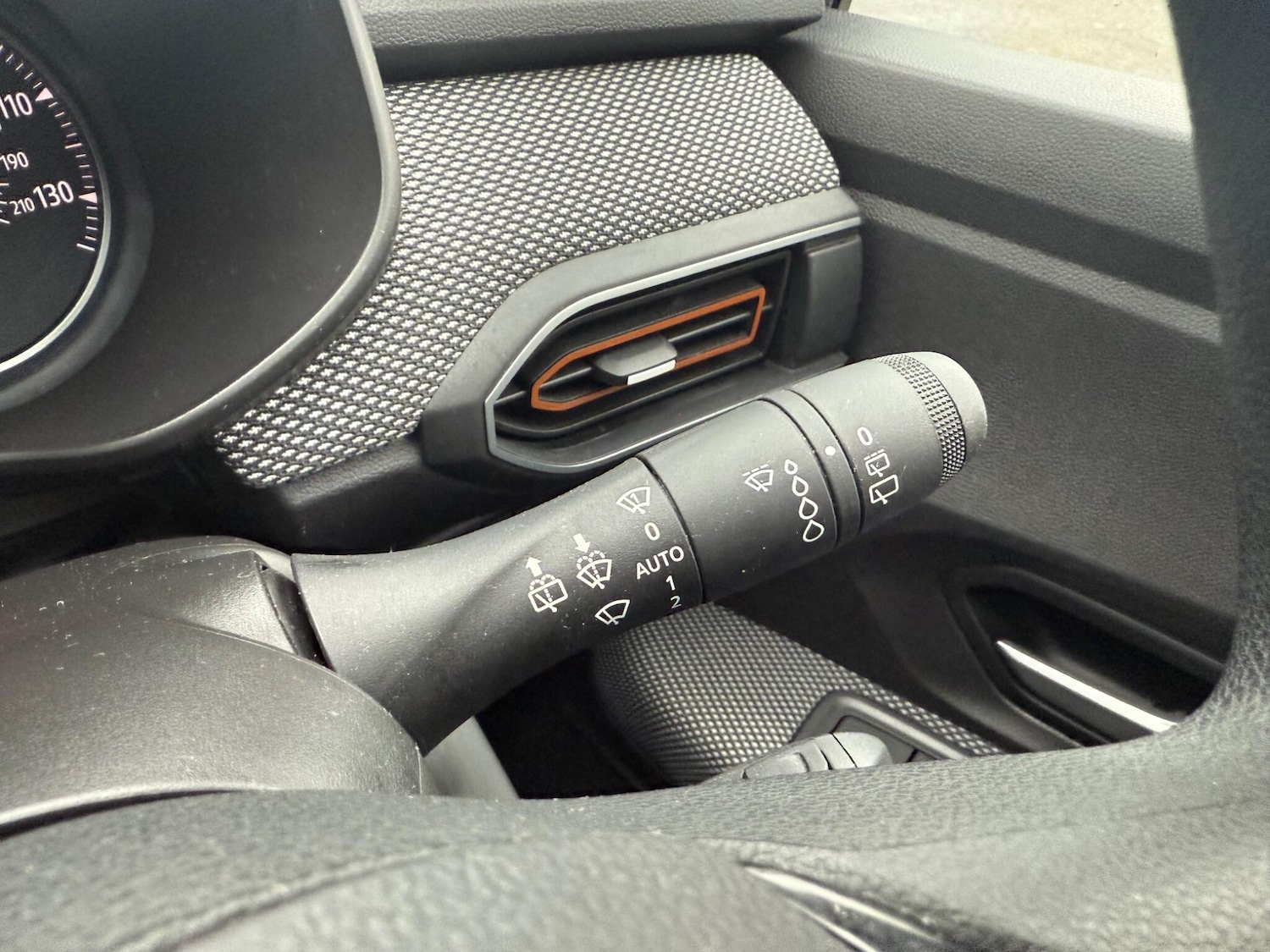 Used Dacia Sandero Stepway 2023 for sale - 77267128: Photo 34