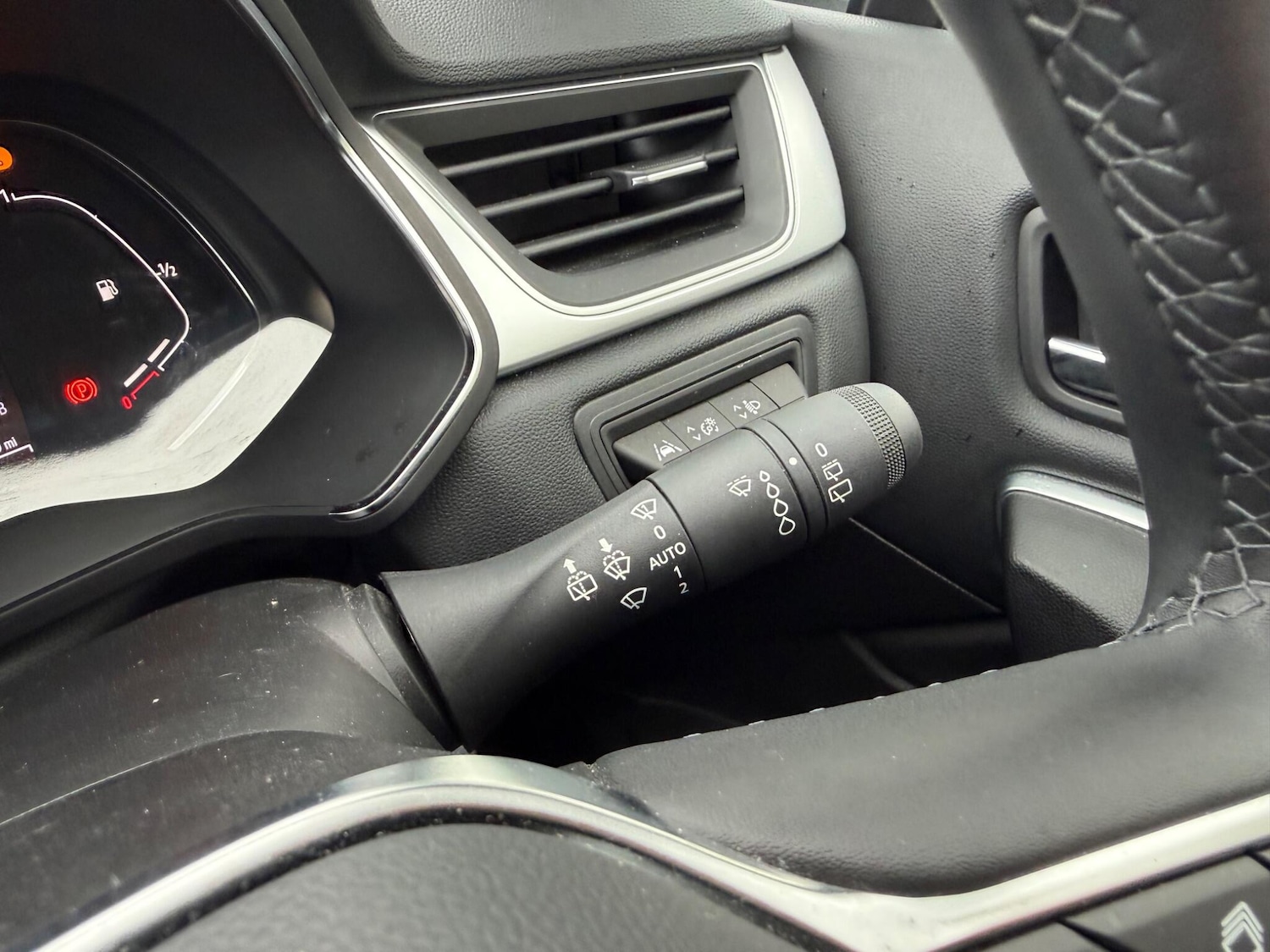 Used Renault Captur 2022 for sale - 78072606: Photo 28