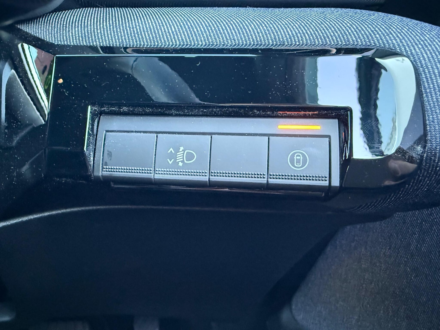 Used Renault 4 2025 for sale - 76781678: Photo 45