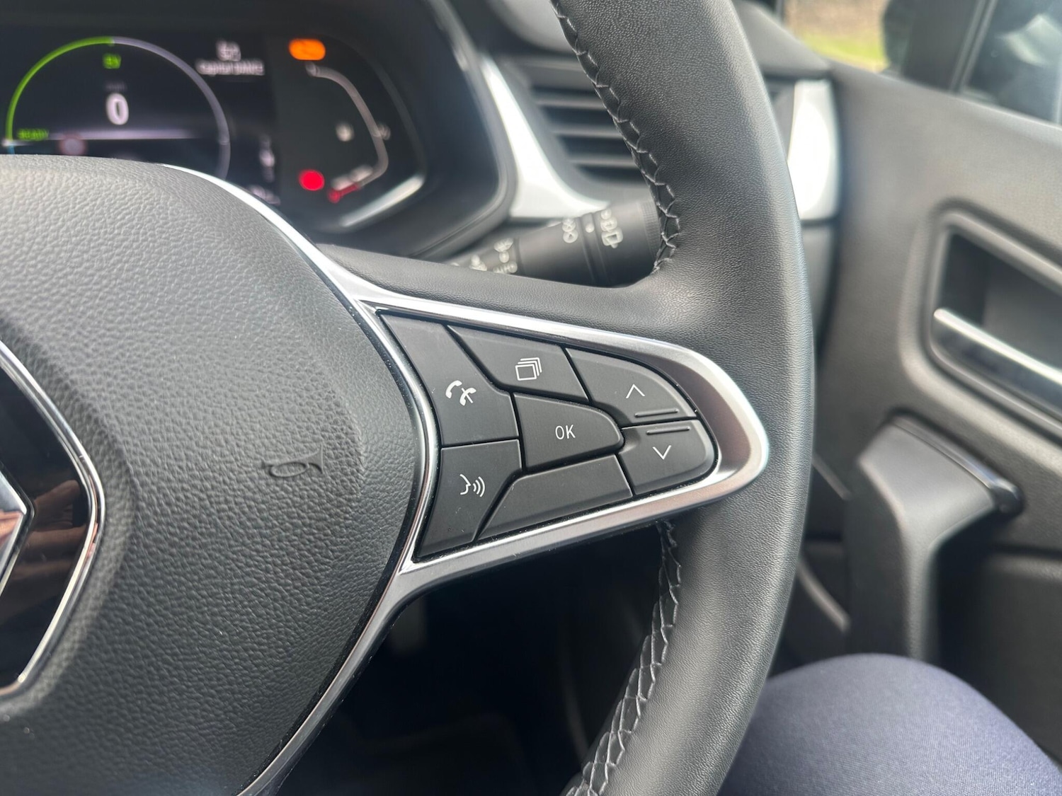 Used Renault Captur 2023 for sale - 78072742: Photo 14