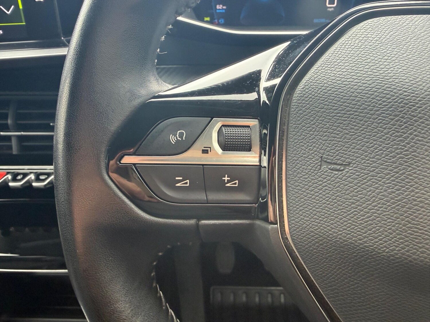 Used Peugeot 2008 for sale - 77908767: Photo 27