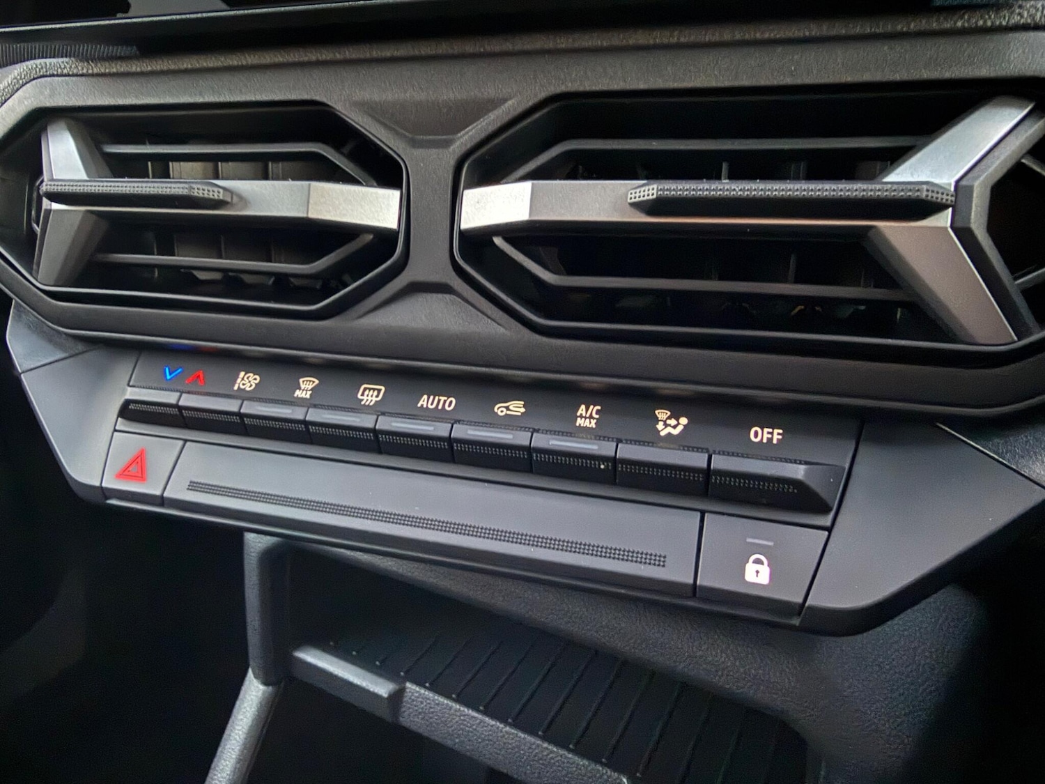 Used Dacia Duster 2025 for sale - 77073887: Photo 33