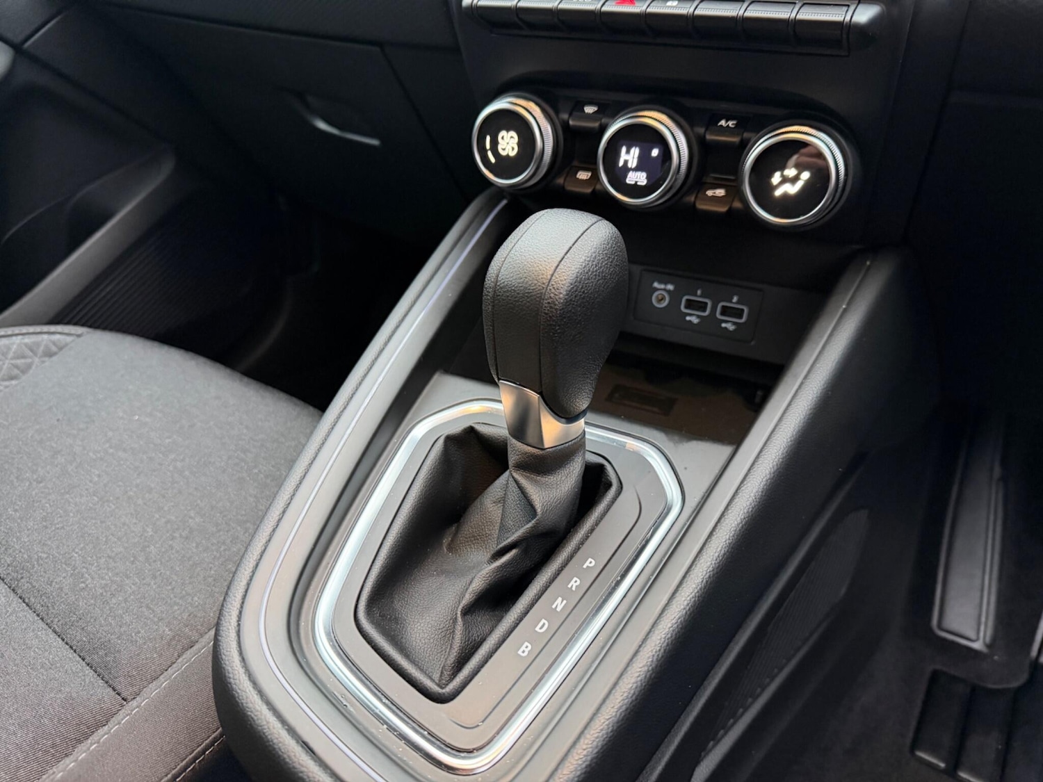 Used Renault Clio 2022 for sale - 77559751: Photo 15