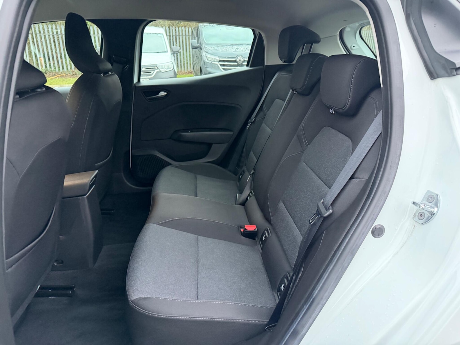 Used Renault Clio 2022 for sale - 77559751: Photo 16