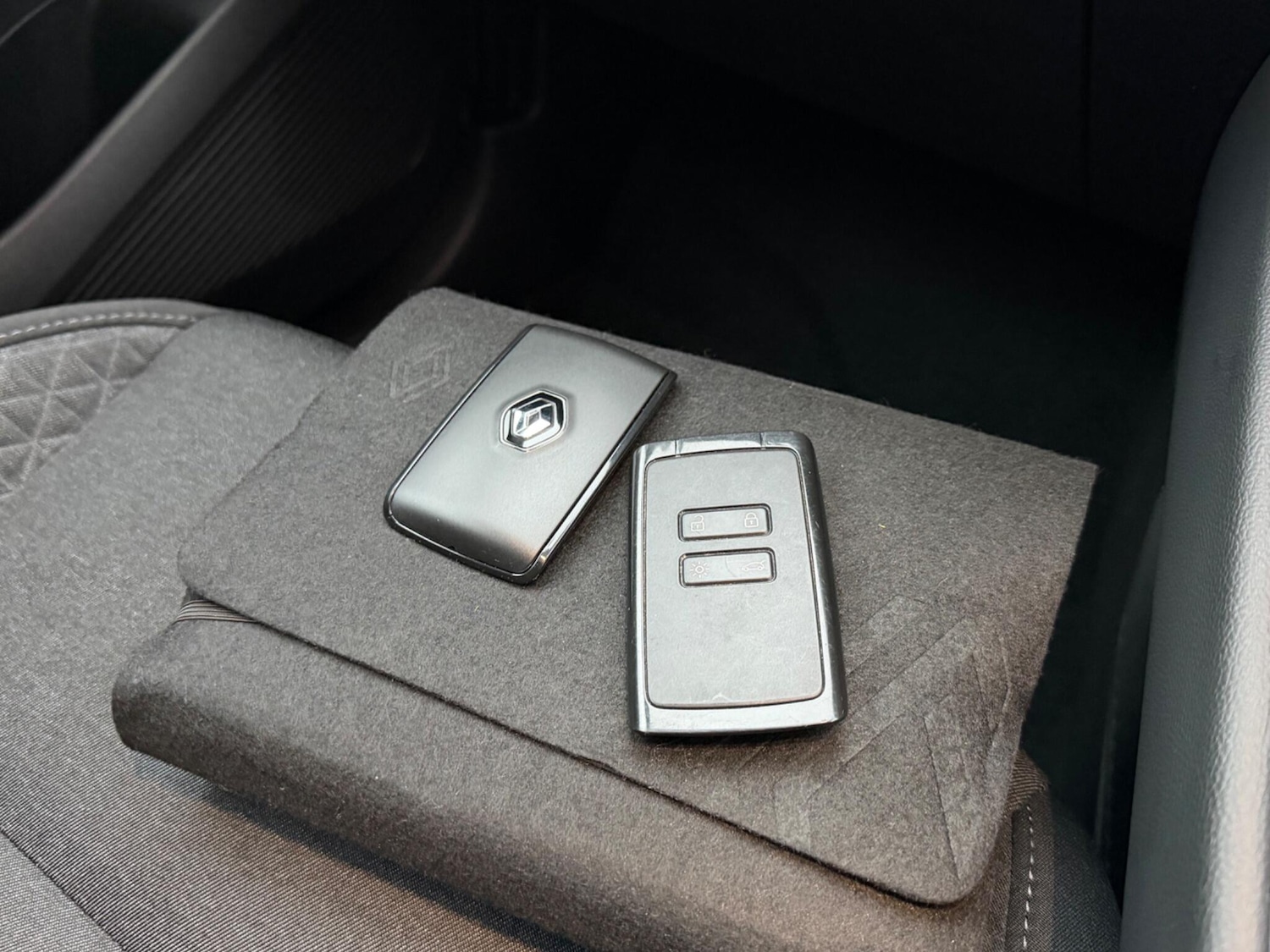 Used Renault Clio 2022 for sale - 77559751: Photo 18