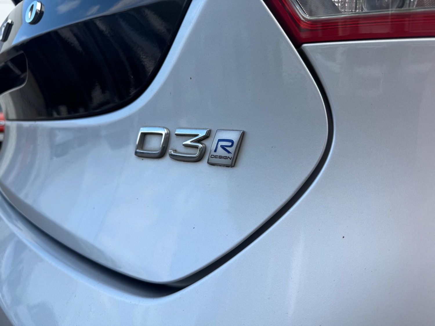 Used Volvo V40 2018 for sale - 76189399: Photo 12