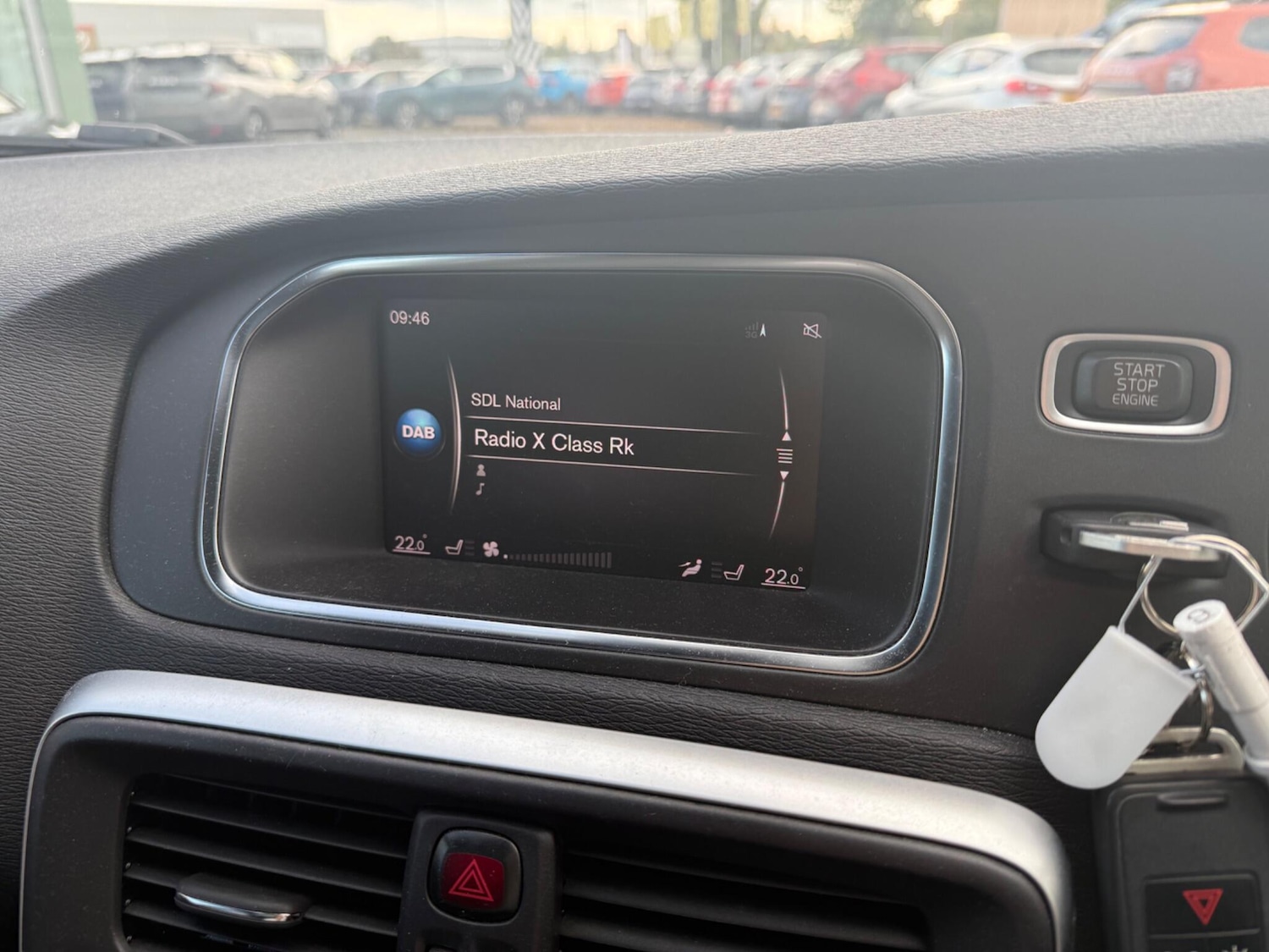 Used Volvo V40 2018 for sale - 76189399: Photo 21