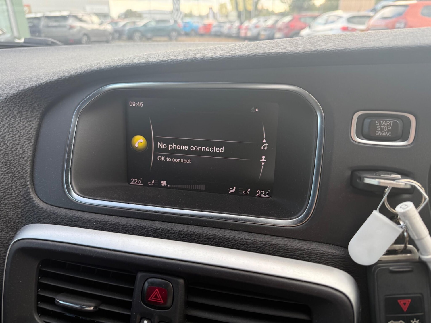 Used Volvo V40 2018 for sale - 76189399: Photo 25