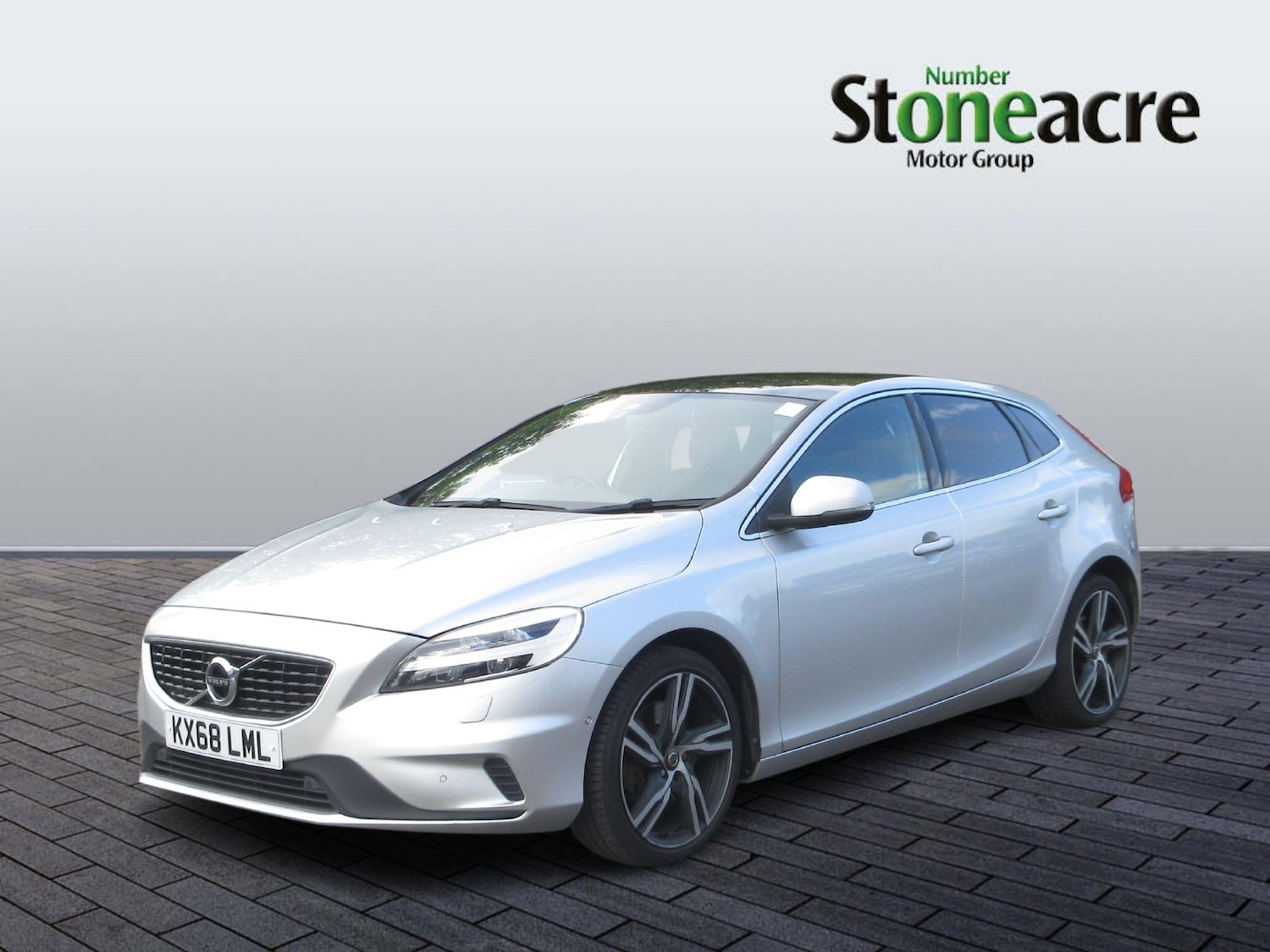 Used Volvo V40 2018 for sale - 76189399: Photo 7