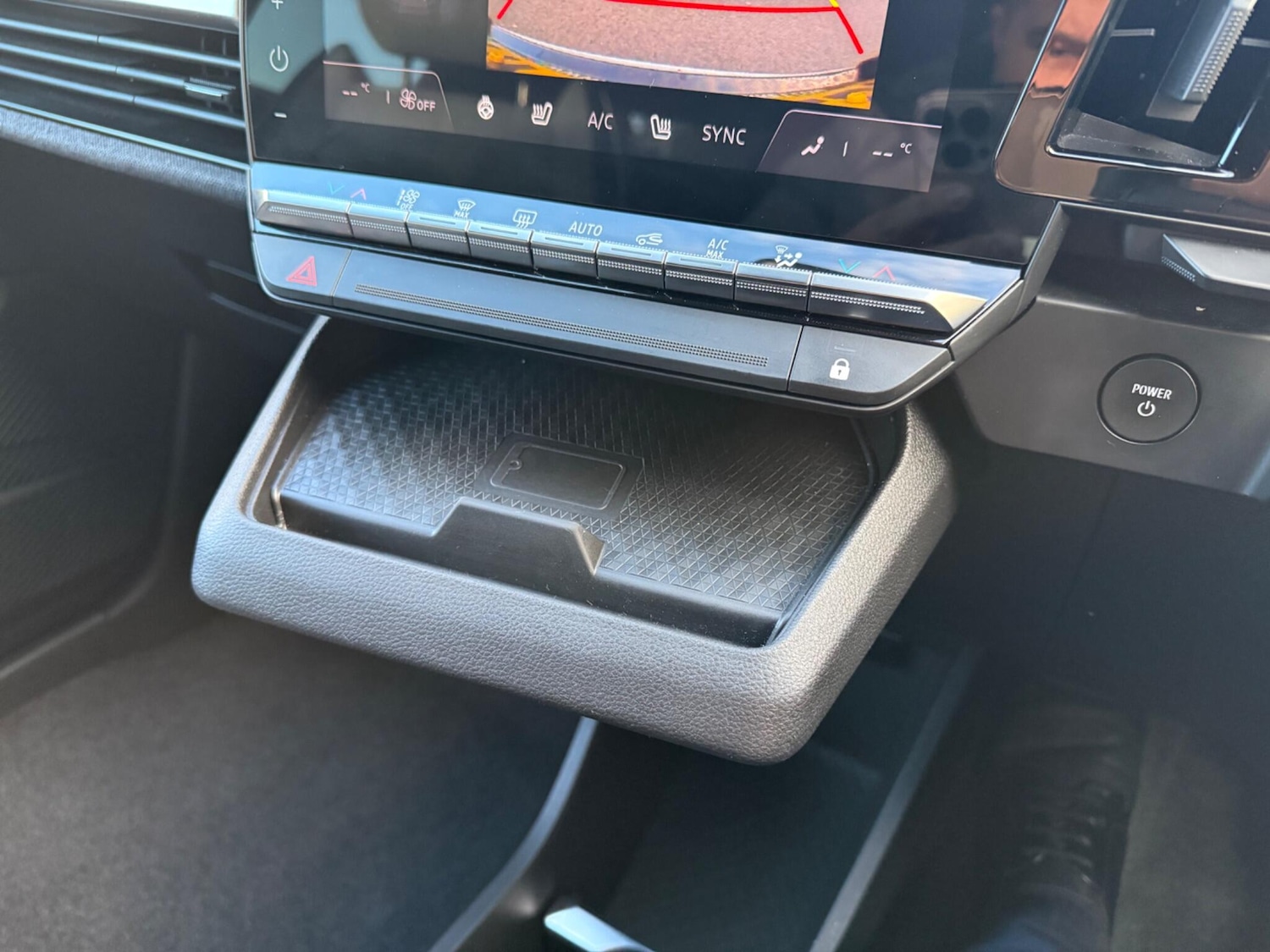 Used Renault Megane E Tech 2022 for sale - 76473795: Photo 31