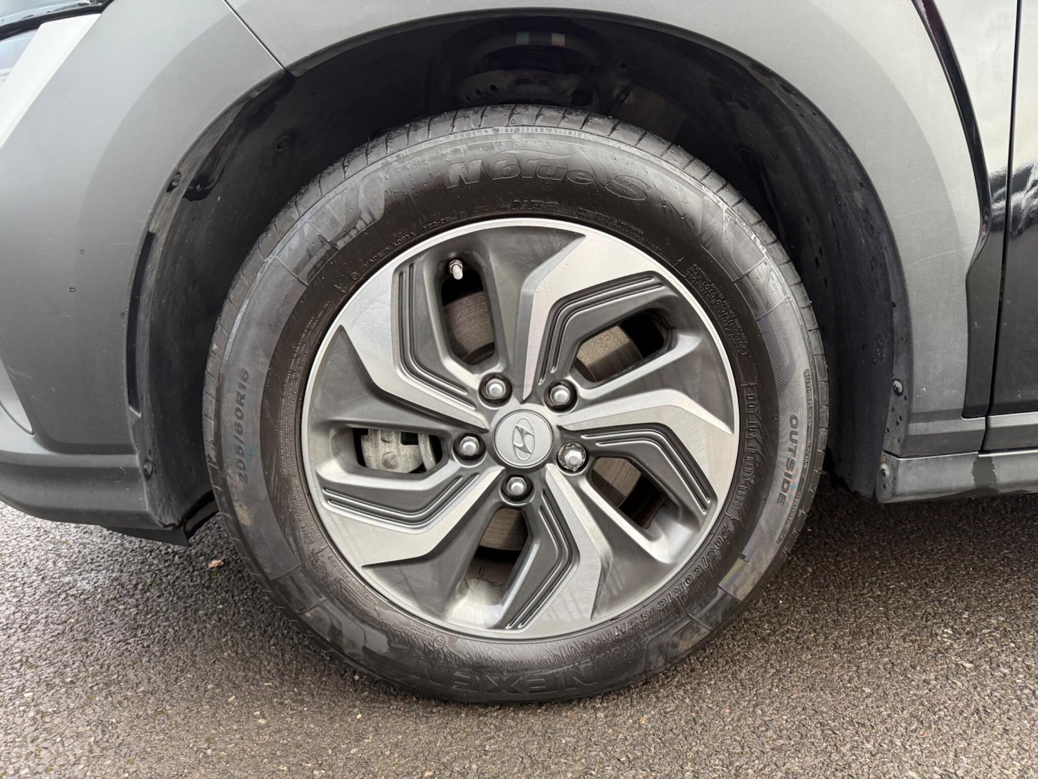 Used Hyundai KONA 2023 for sale - 76925894: Photo 12