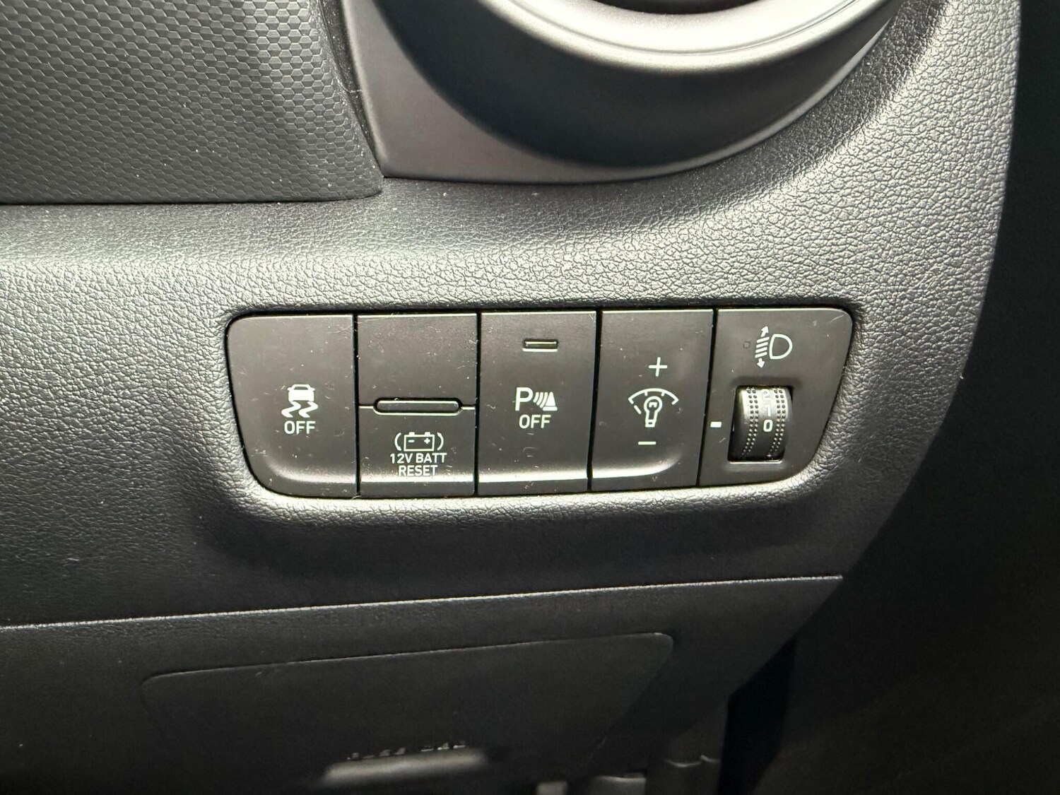 Used Hyundai KONA 2023 for sale - 76925894: Photo 36