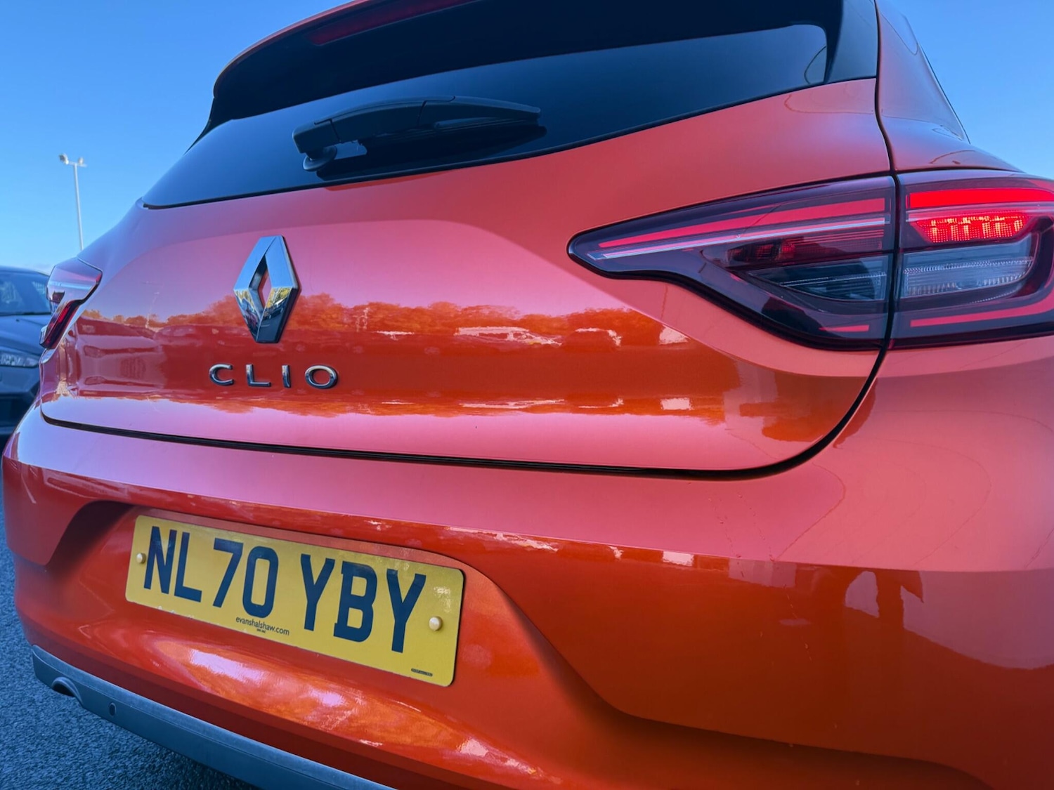 Used Renault Clio 2020 for sale - 76927057: Photo 10