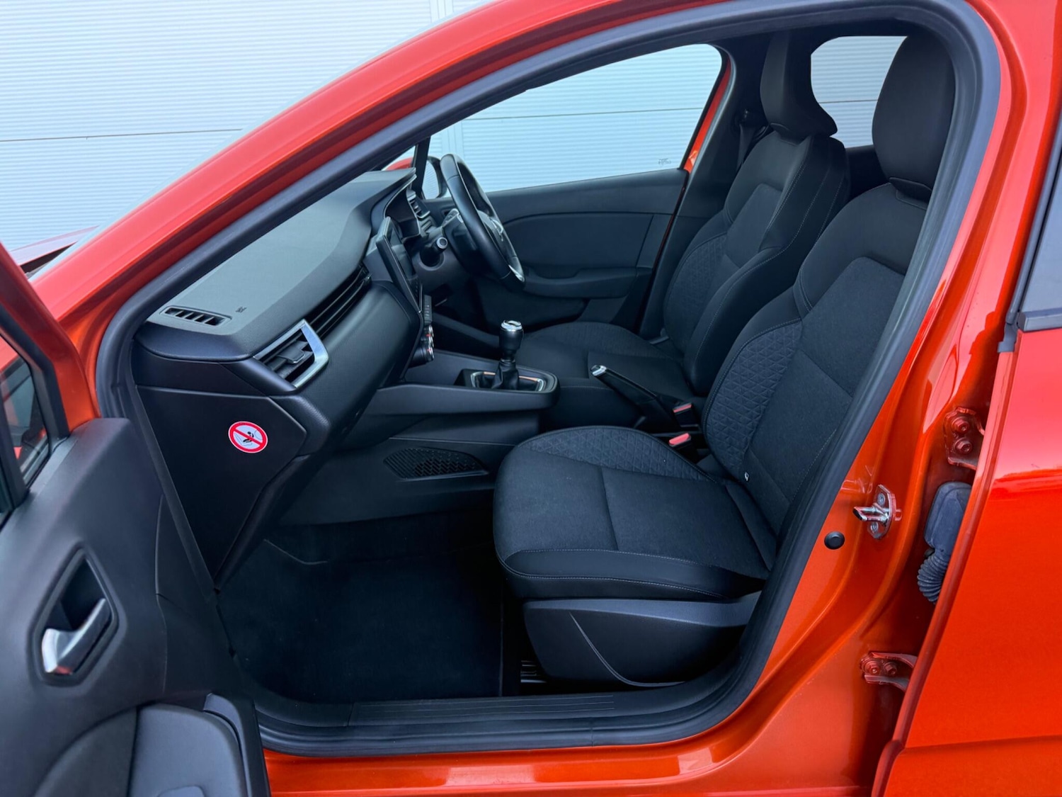 Used Renault Clio 2020 for sale - 76927057: Photo 16