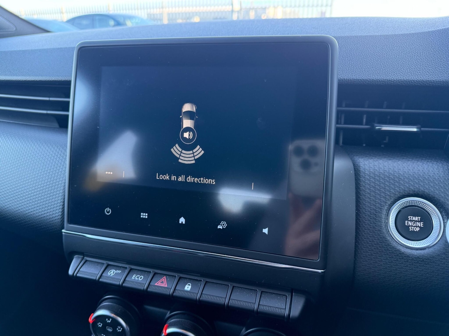 Used Renault Clio 2020 for sale - 76927057: Photo 25